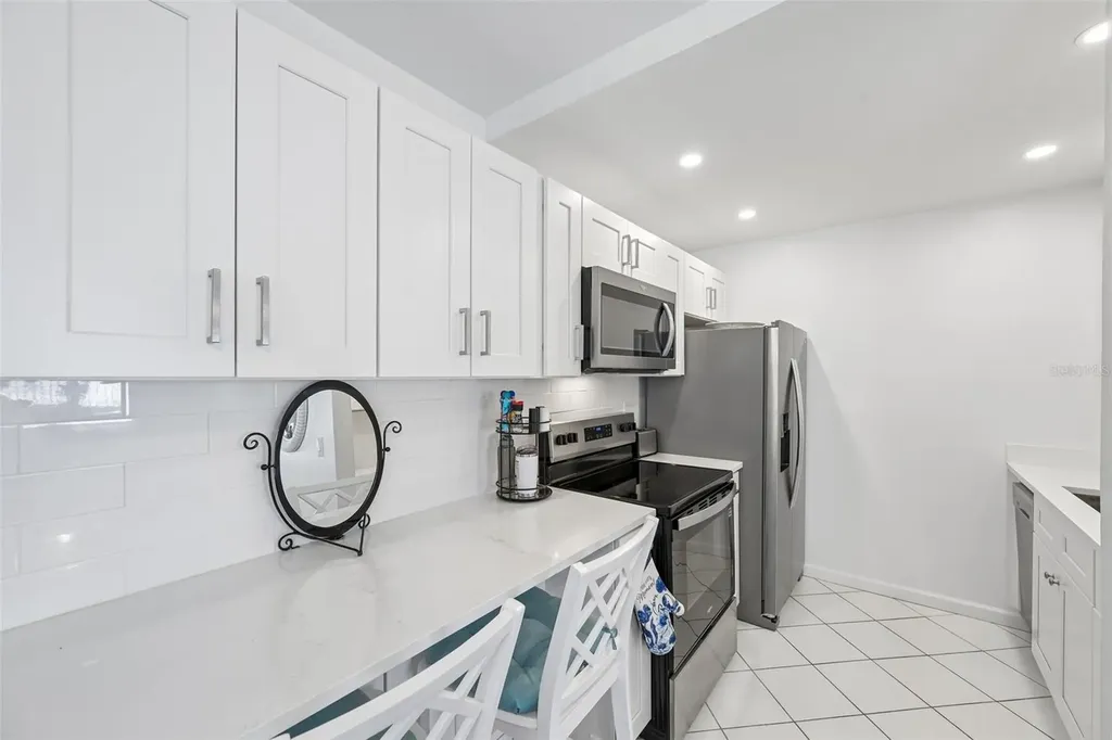 117 7th Street N Bradenton Beach FL 34217