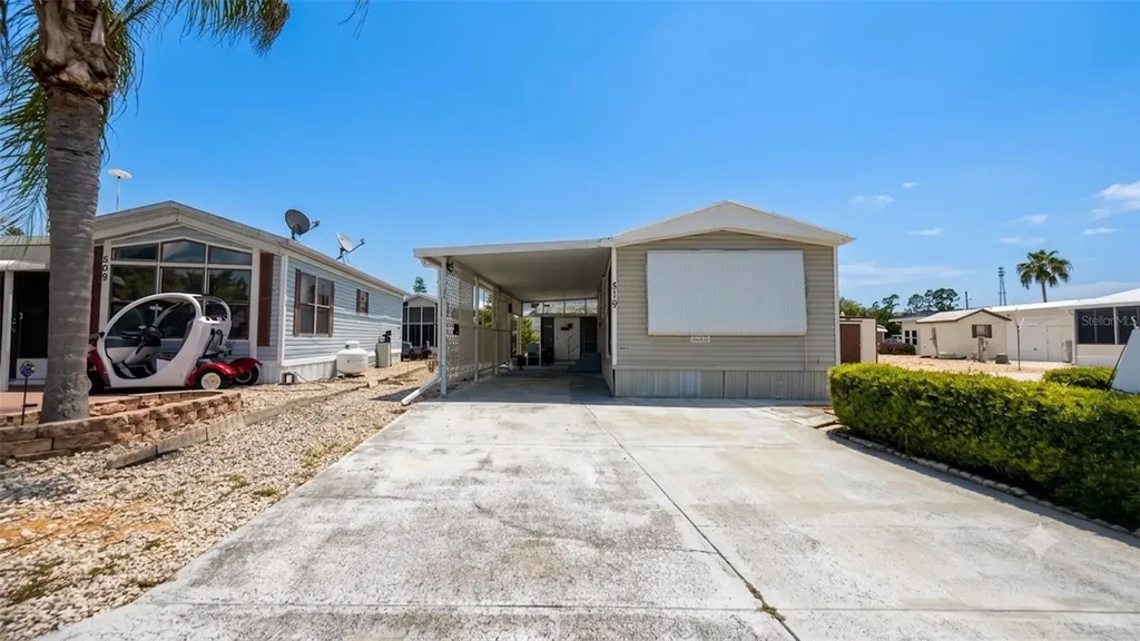519 Center Crest Boulevard Davenport FL 33837