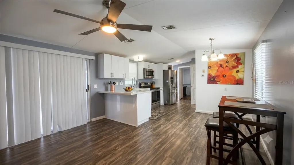 519 Center Crest Boulevard Davenport FL 33837