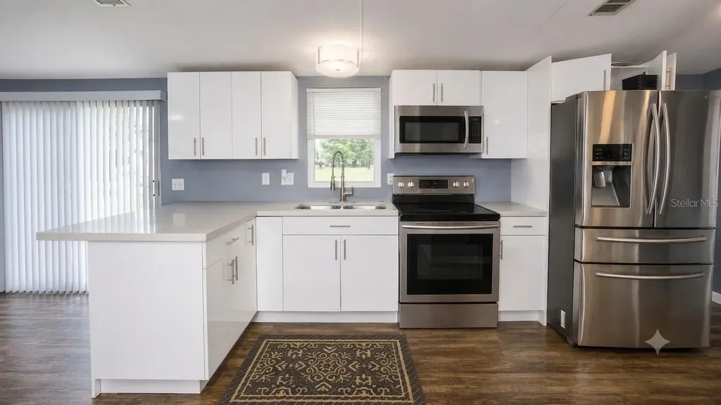 519 Center Crest Boulevard Davenport FL 33837