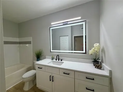 5612 Pinnacle Heights Circle Tampa FL 33624