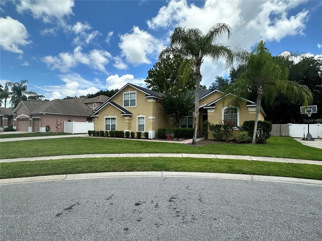 2858 Palmetto Ridge Point Oviedo FL 32765