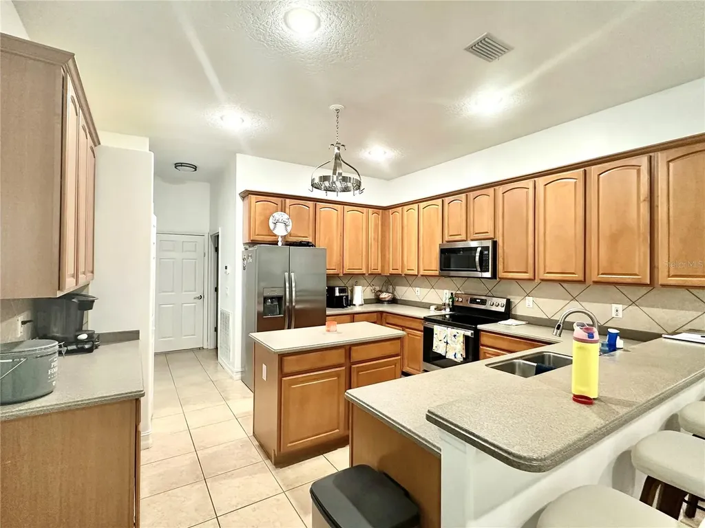 2858 Palmetto Ridge Point Oviedo FL 32765