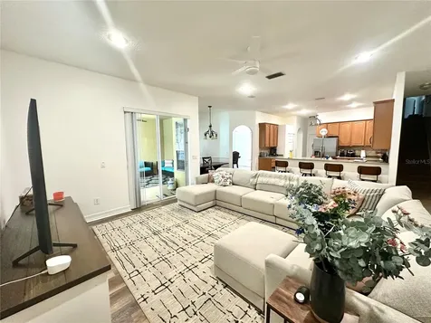 2858 Palmetto Ridge Point Oviedo FL 32765