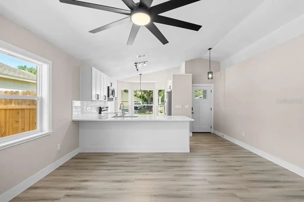 6330 Ruthie Drive Orlando FL 32818