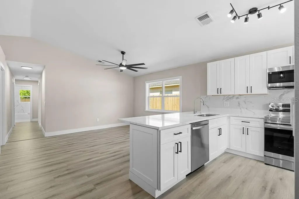 6330 Ruthie Drive Orlando FL 32818