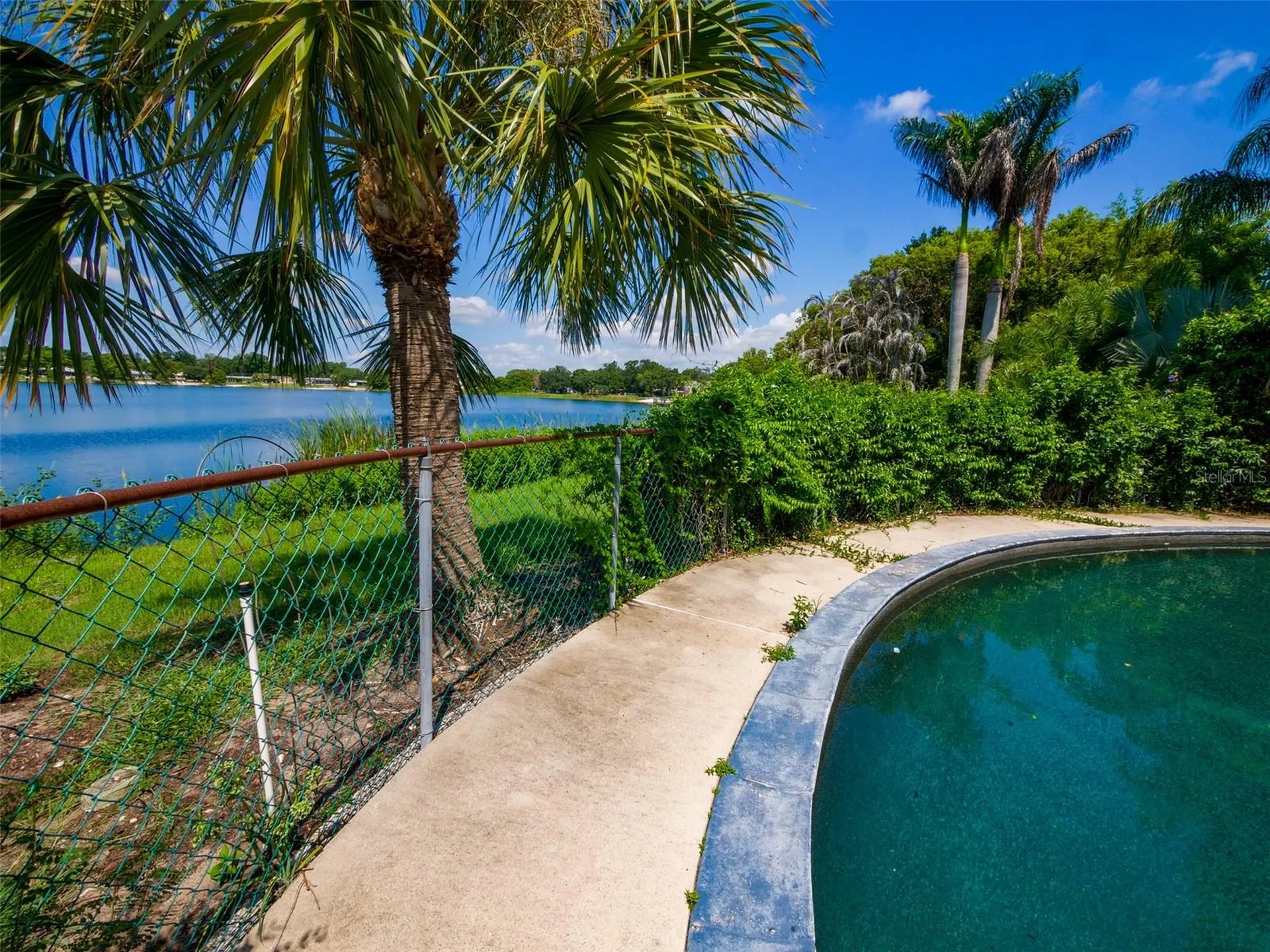 908 Marabon Avenue Orlando FL 32806