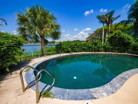 908 Marabon Avenue Orlando FL 32806