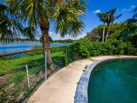 908 Marabon Avenue Orlando FL 32806