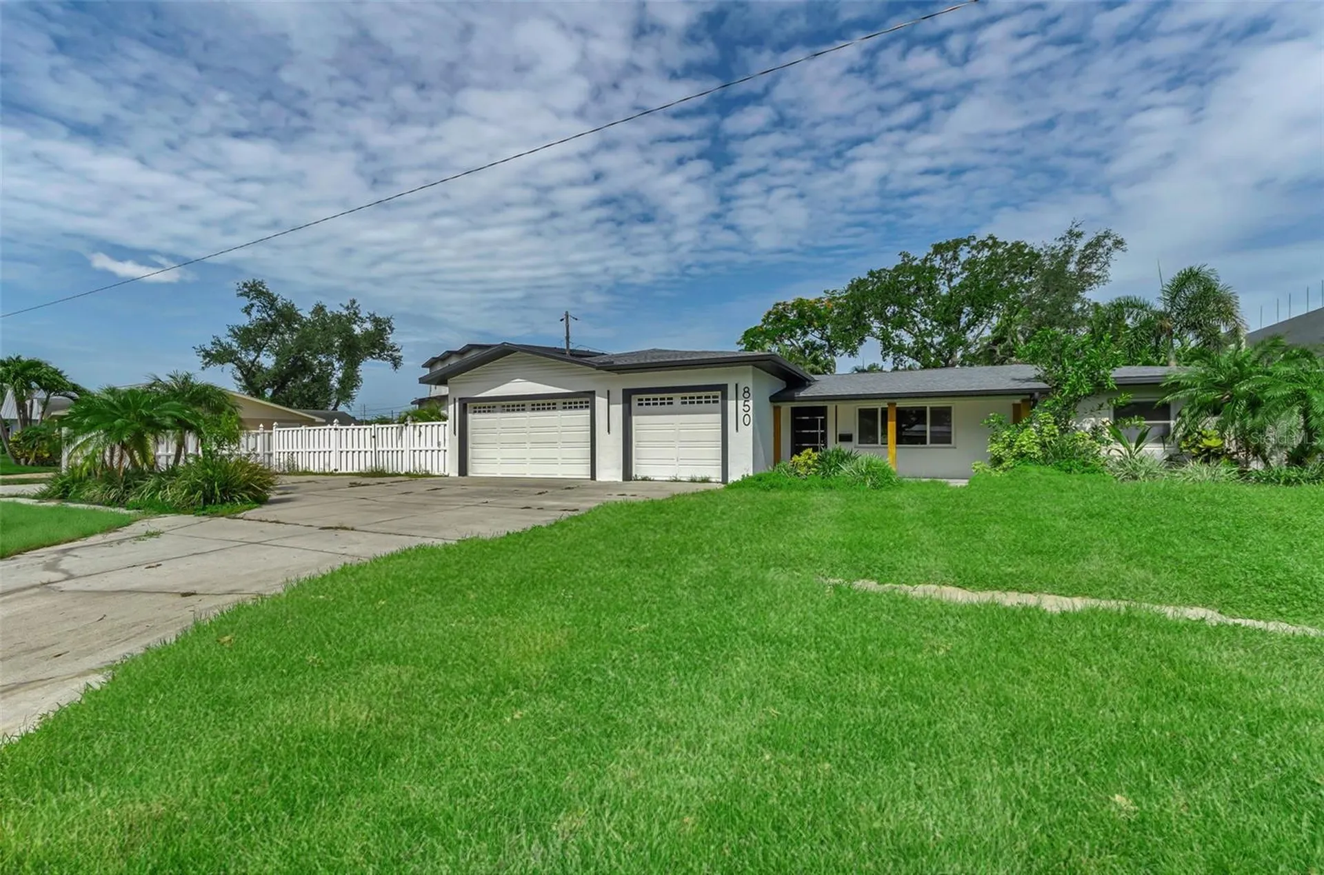 850 Rafael Boulevard NE St Petersburg FL 33704