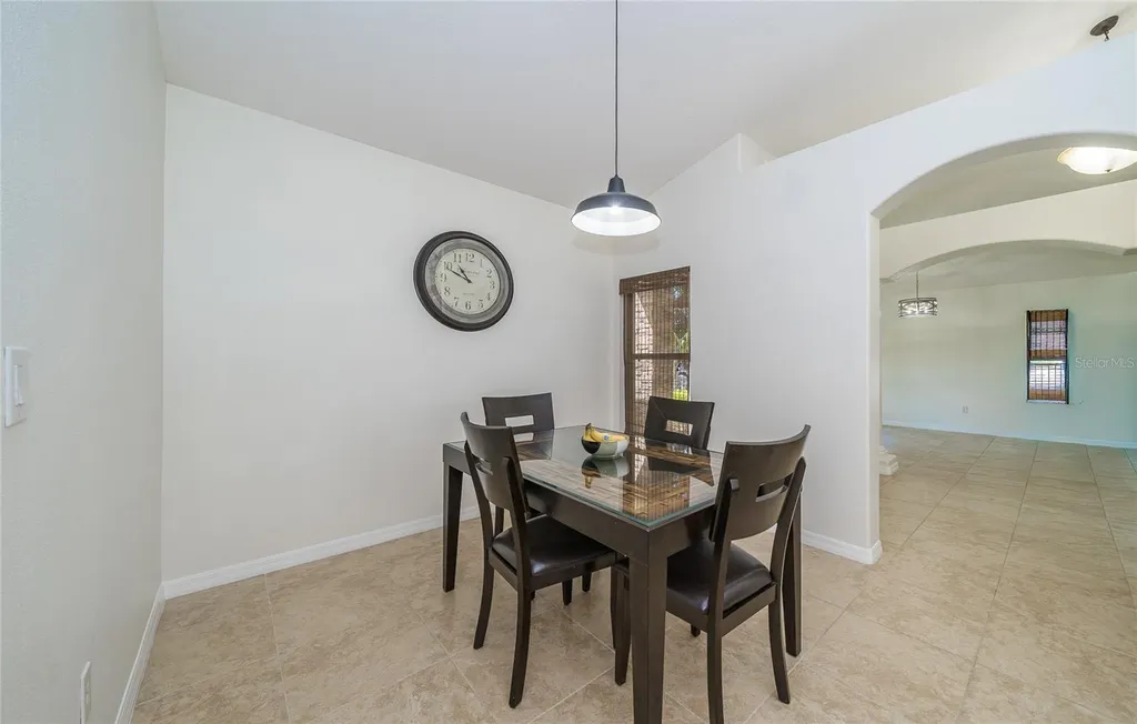 4907 Pointe O Woods Drive Wesley Chapel FL 33543