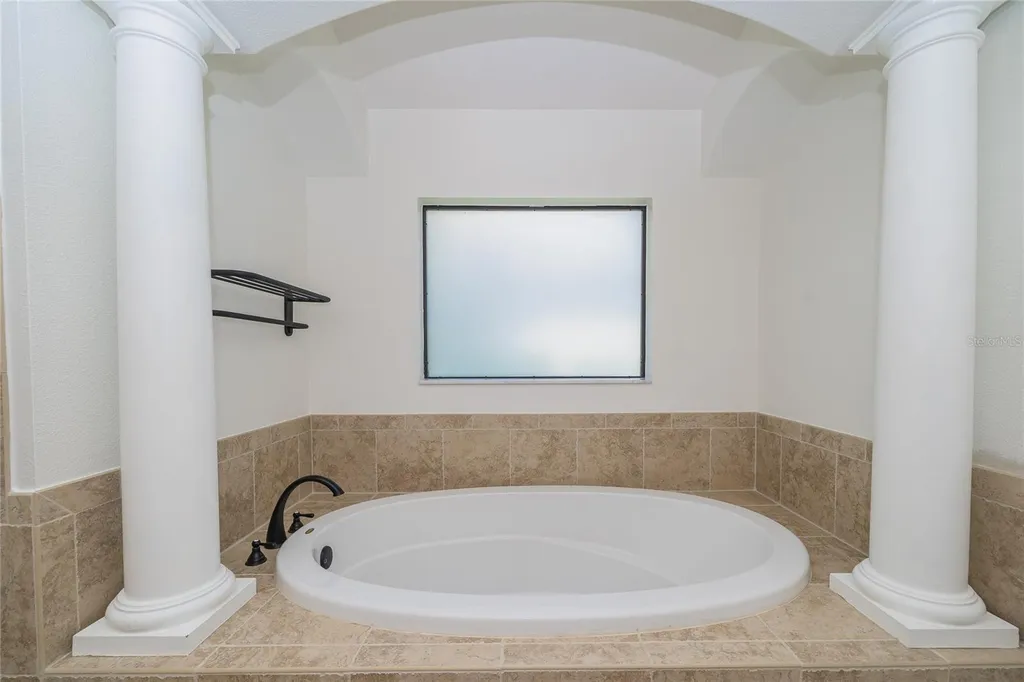4907 Pointe O Woods Drive Wesley Chapel FL 33543