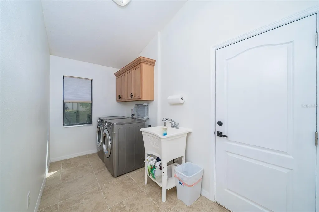 4907 Pointe O Woods Drive Wesley Chapel FL 33543