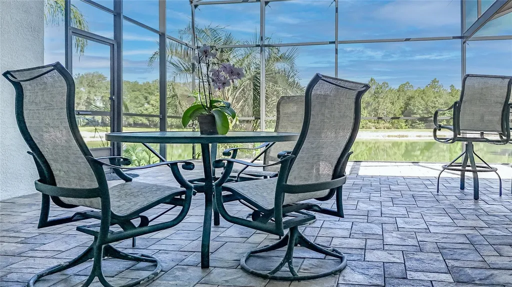 4907 Pointe O Woods Drive Wesley Chapel FL 33543