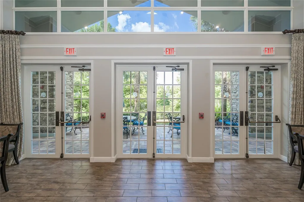 4907 Pointe O Woods Drive Wesley Chapel FL 33543