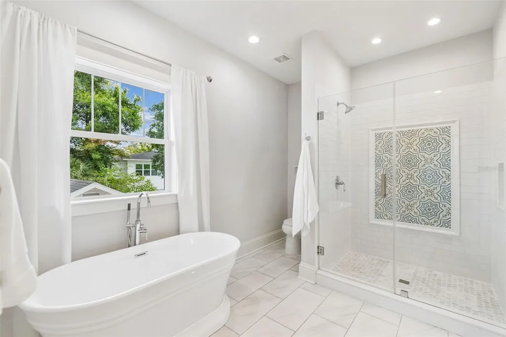 706 W Peninsular Street Tampa FL 33603