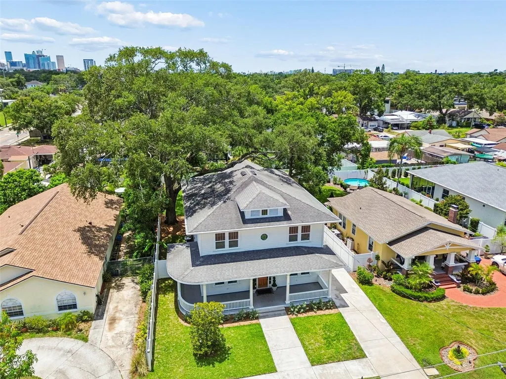 706 W Peninsular Street Tampa FL 33603