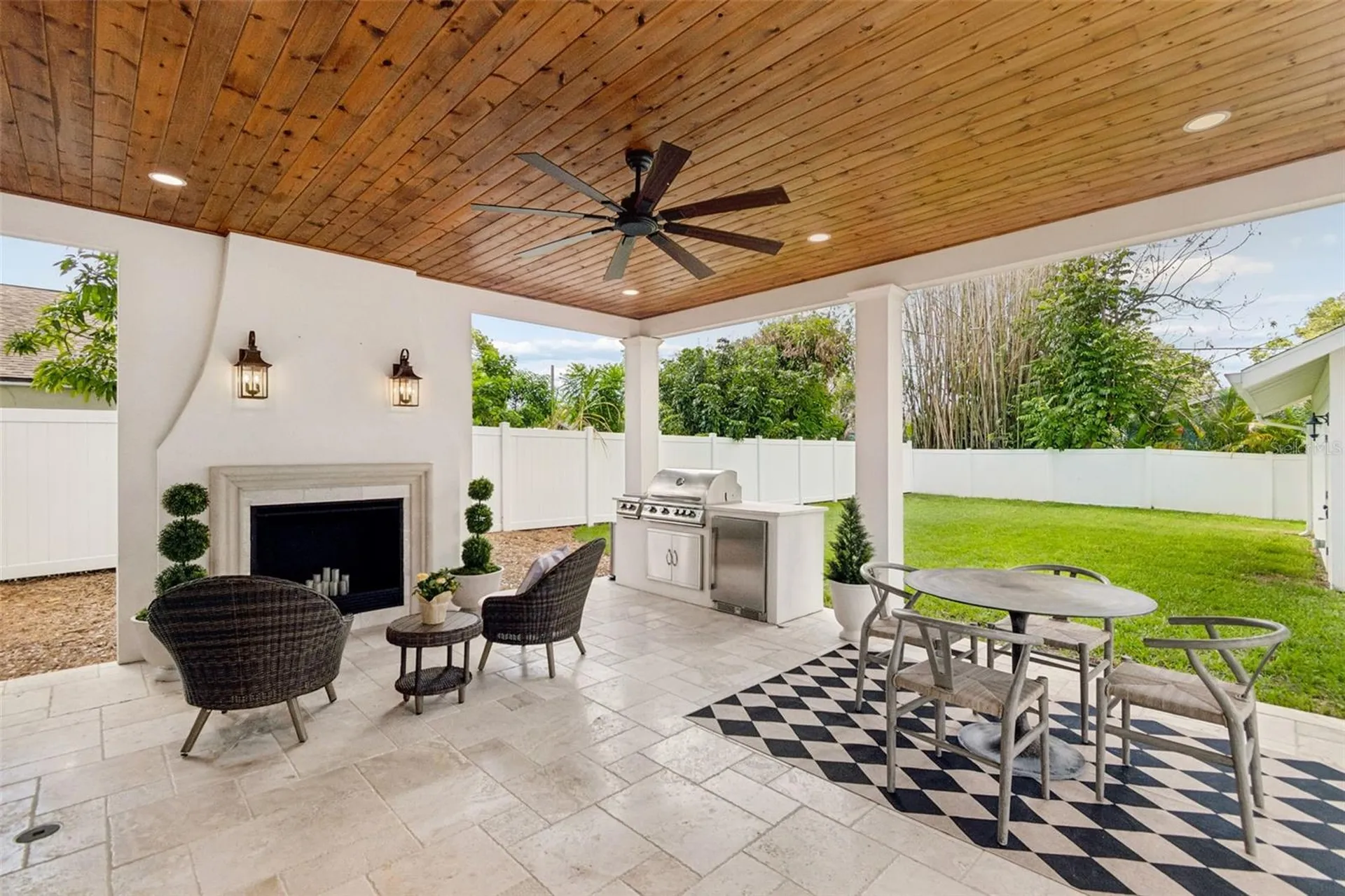 706 W Peninsular Street Tampa FL 33603