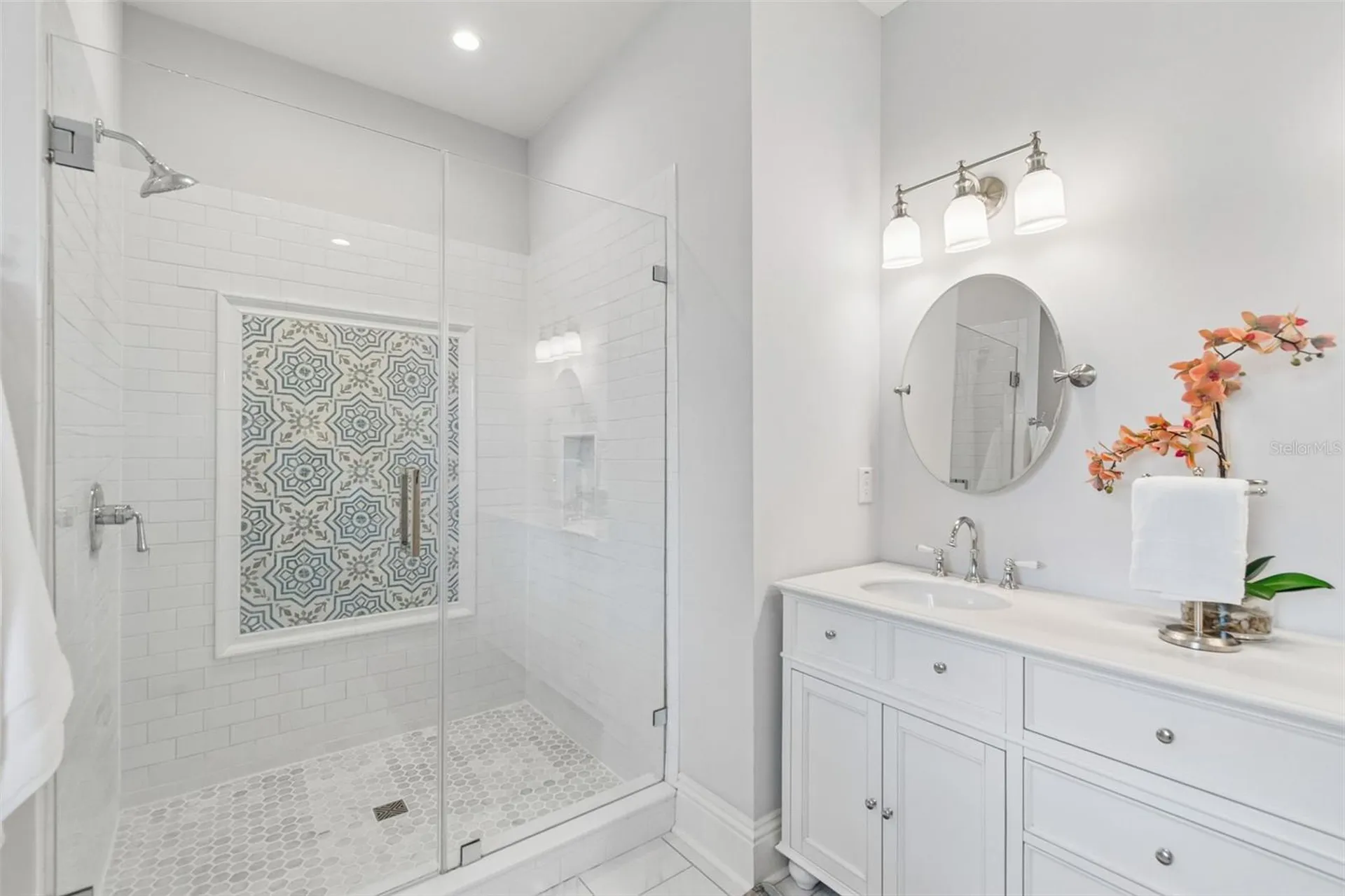 706 W Peninsular Street Tampa FL 33603