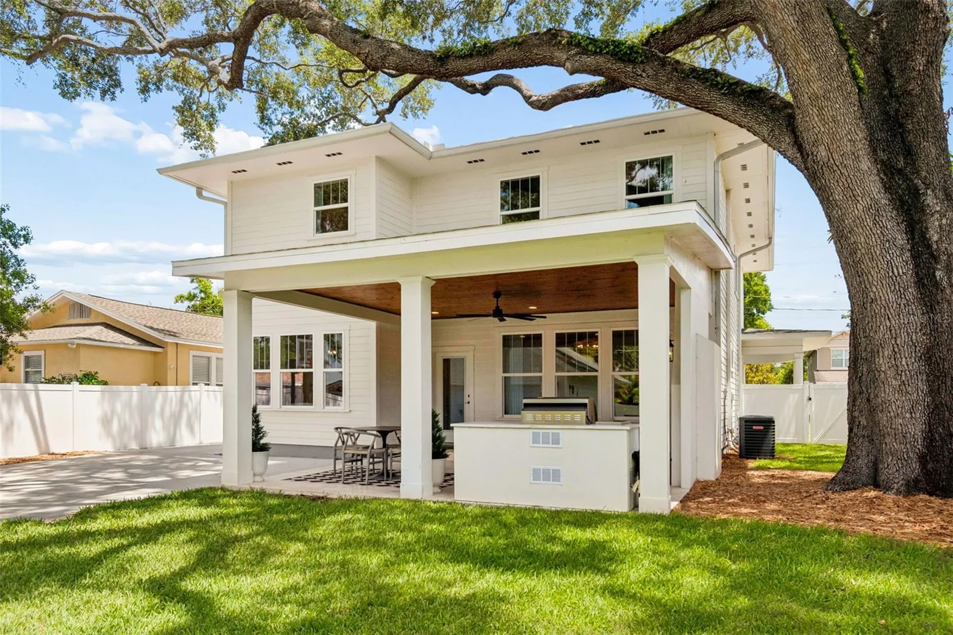 706 W Peninsular Street Tampa FL 33603
