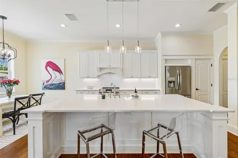706 W Peninsular Street Tampa FL 33603