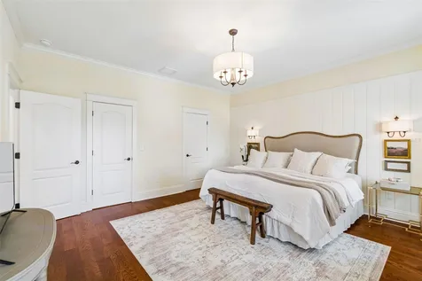 706 W Peninsular Street Tampa FL 33603