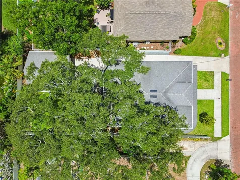 706 W Peninsular Street Tampa FL 33603