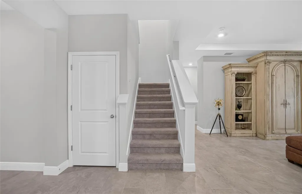 5633 Hawks Cay Street Apollo Beach FL 33572