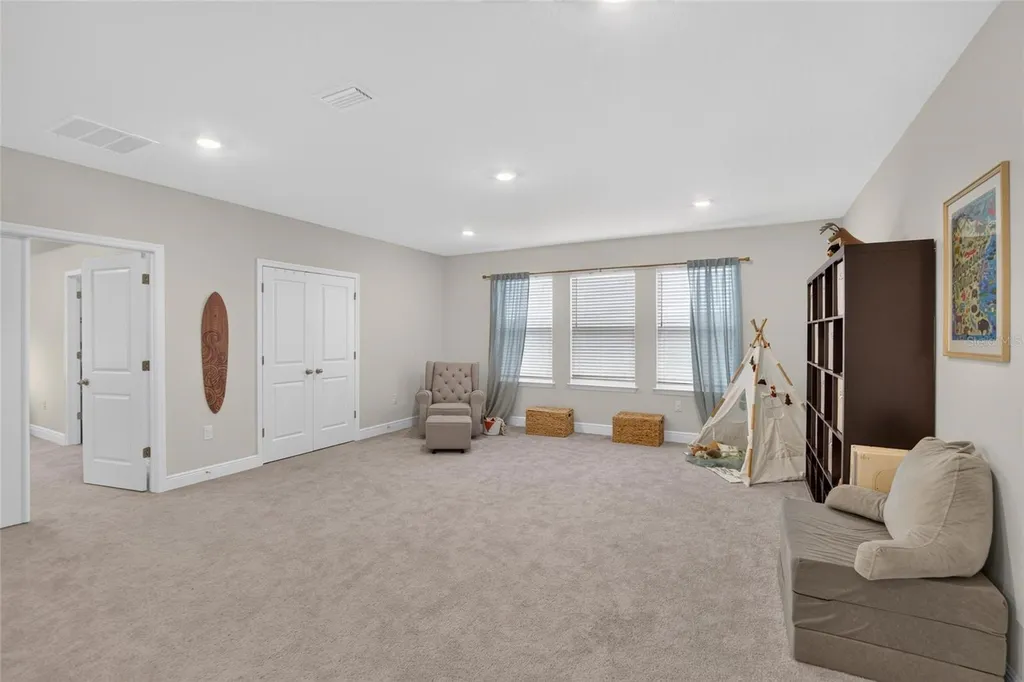 5633 Hawks Cay Street Apollo Beach FL 33572