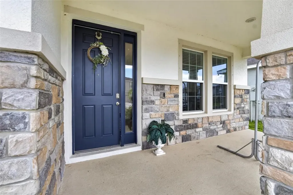 5633 Hawks Cay Street Apollo Beach FL 33572