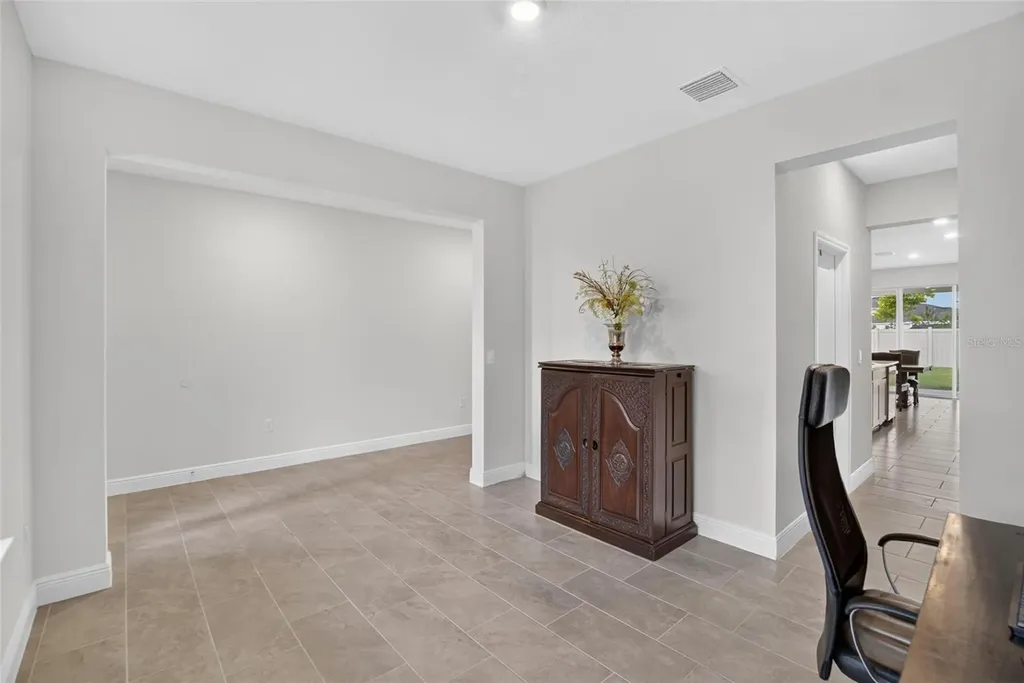 5633 Hawks Cay Street Apollo Beach FL 33572