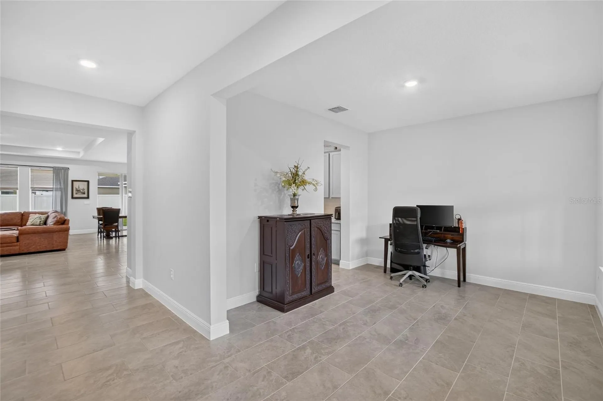 5633 Hawks Cay Street Apollo Beach FL 33572
