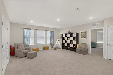 5633 Hawks Cay Street Apollo Beach FL 33572