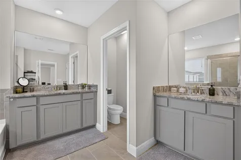 5633 Hawks Cay Street Apollo Beach FL 33572