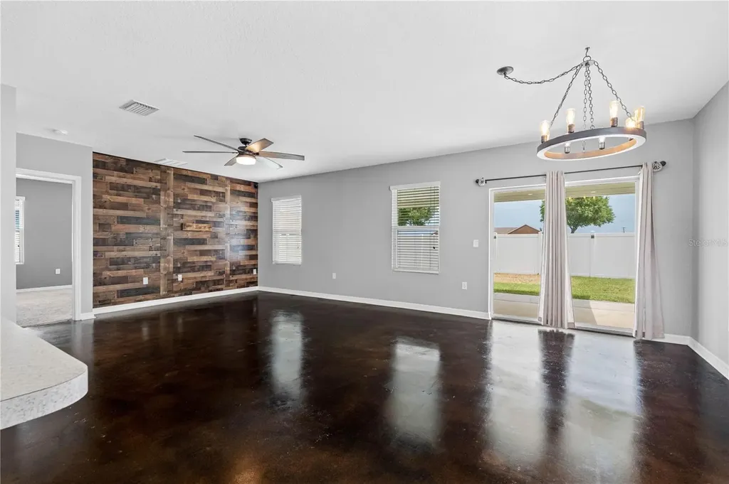 3518 San Moise Place Plant City FL 33567