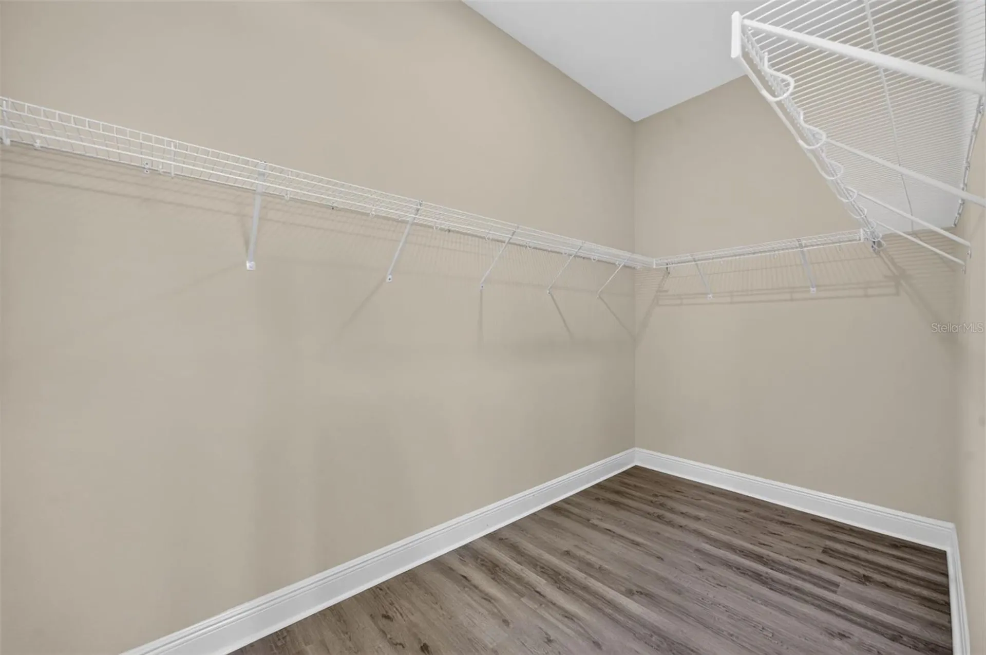 8736 Crick Alley Orlando FL 32827