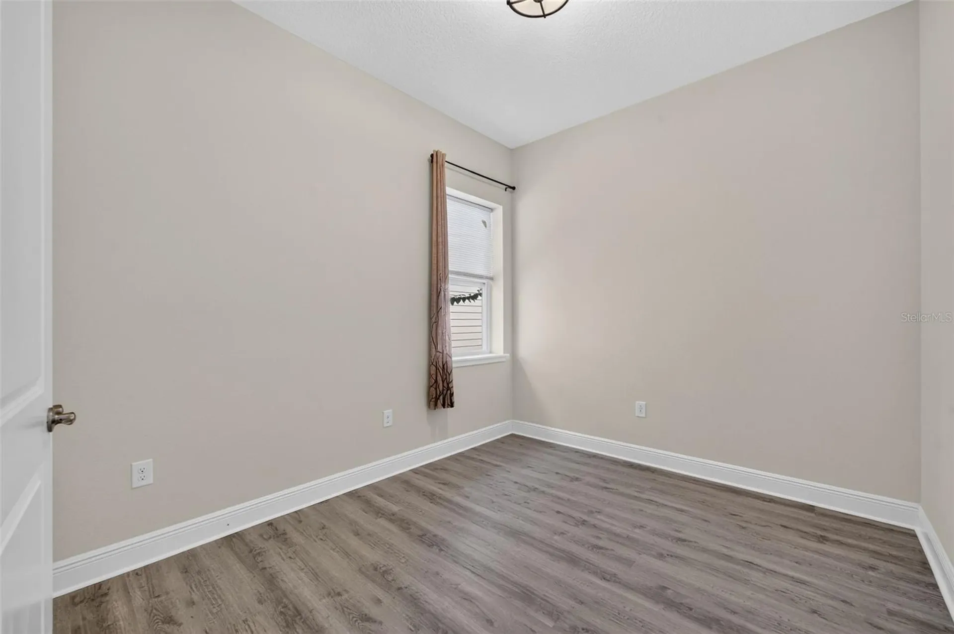 8736 Crick Alley Orlando FL 32827