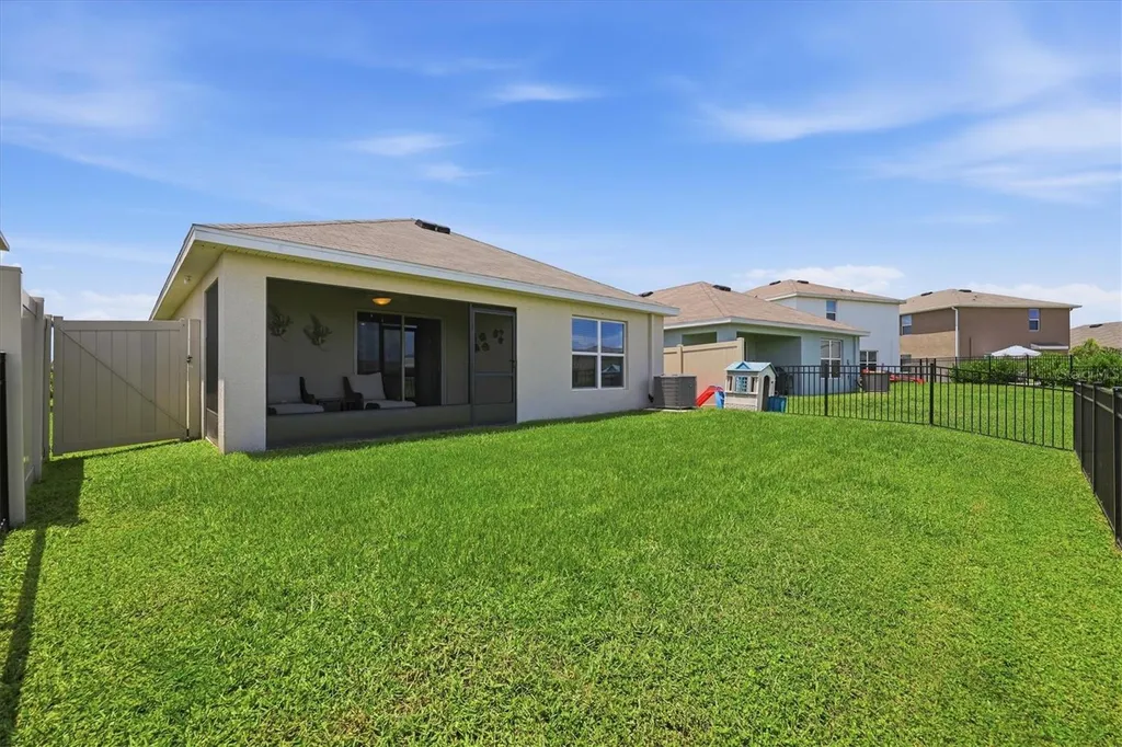 5051 Granite Dust Place Palmetto FL 34221