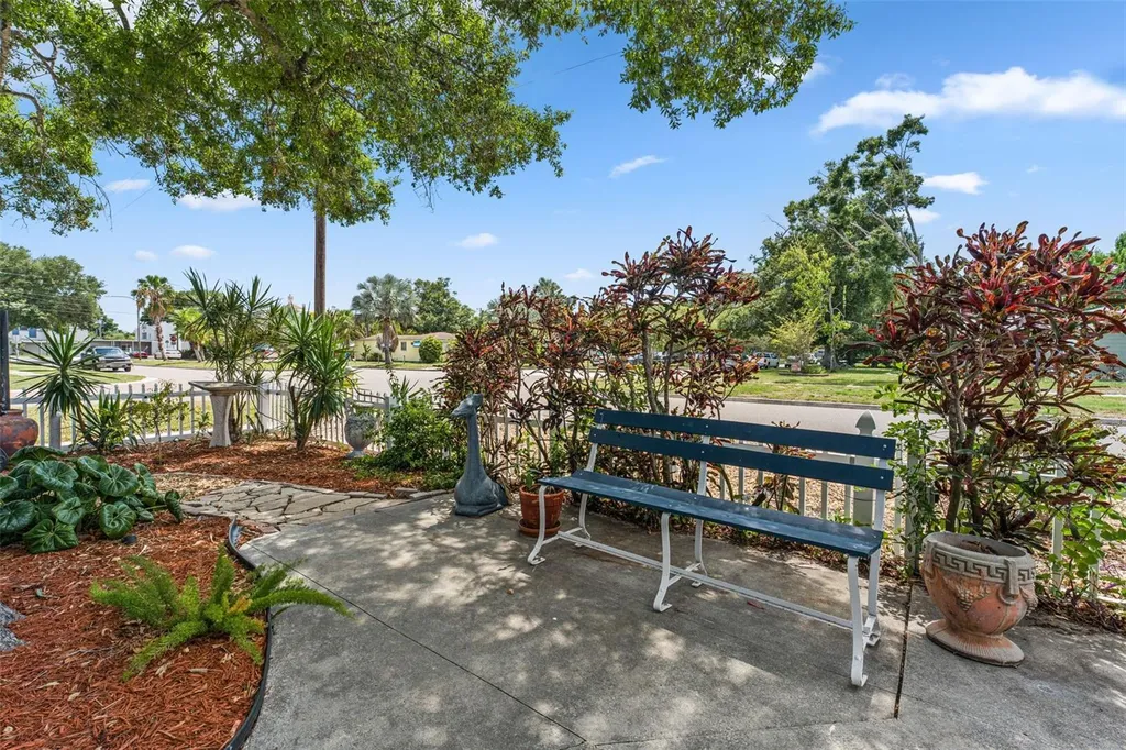 601 45th Street N St Petersburg FL 33713