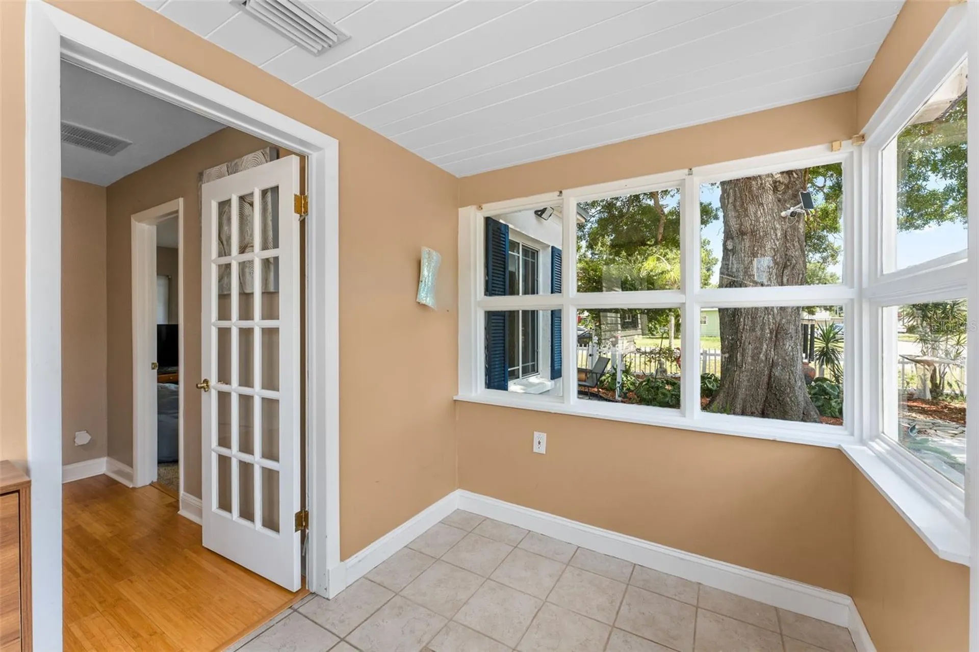 601 45th Street N St Petersburg FL 33713