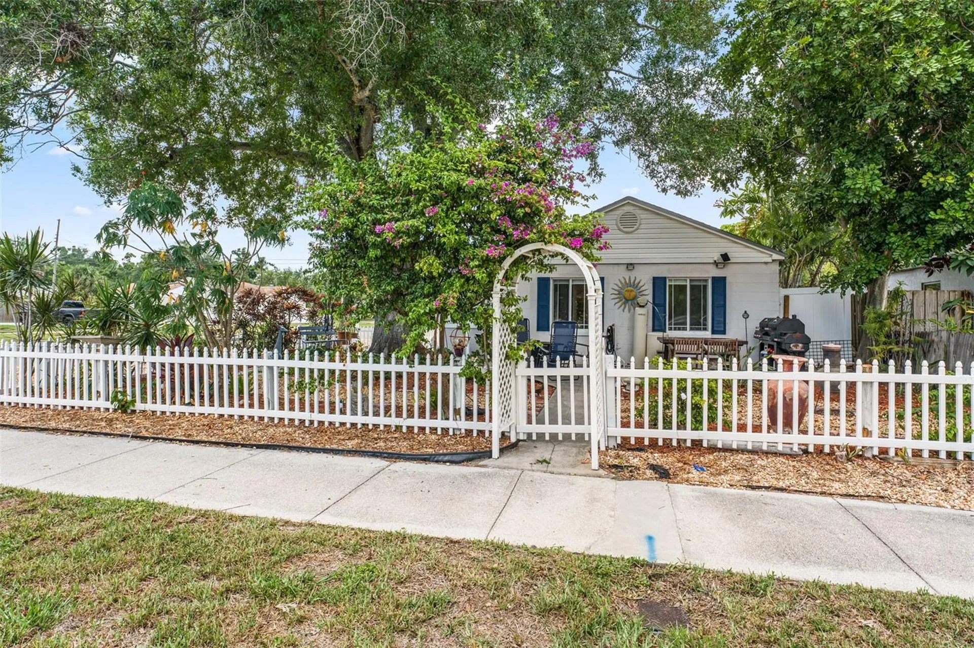 601 45th Street N St Petersburg FL 33713
