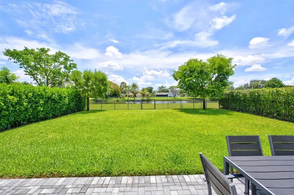 3266 Dunning Drive Royal Palm Beach FL 33411