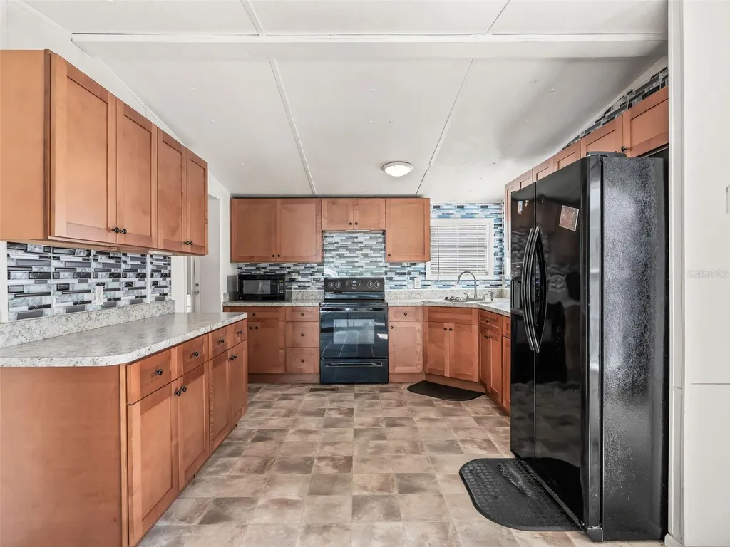 7363 Cr 763 Bushnell FL 33513