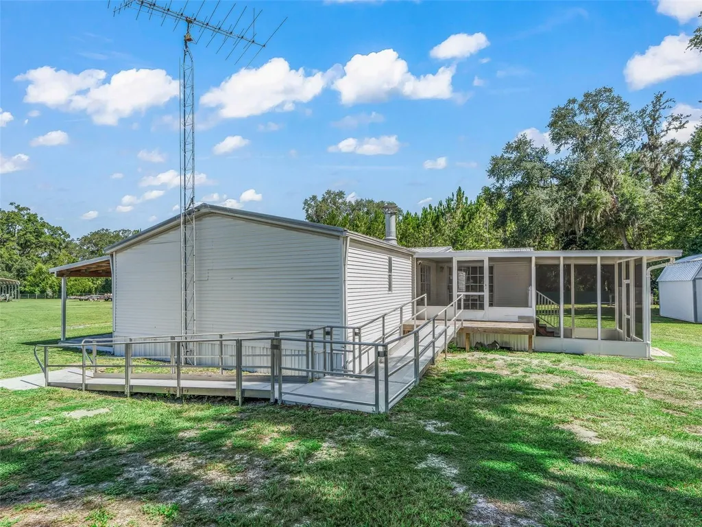 7363 Cr 763 Bushnell FL 33513