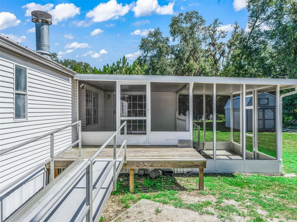 7363 Cr 763 Bushnell FL 33513