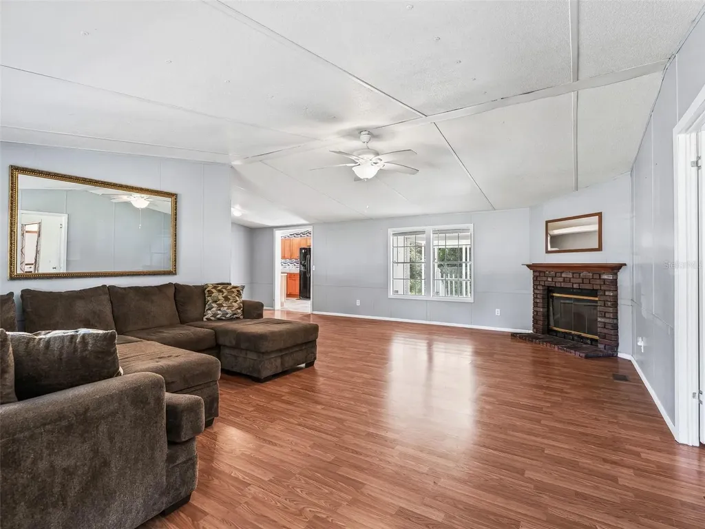 7363 Cr 763 Bushnell FL 33513