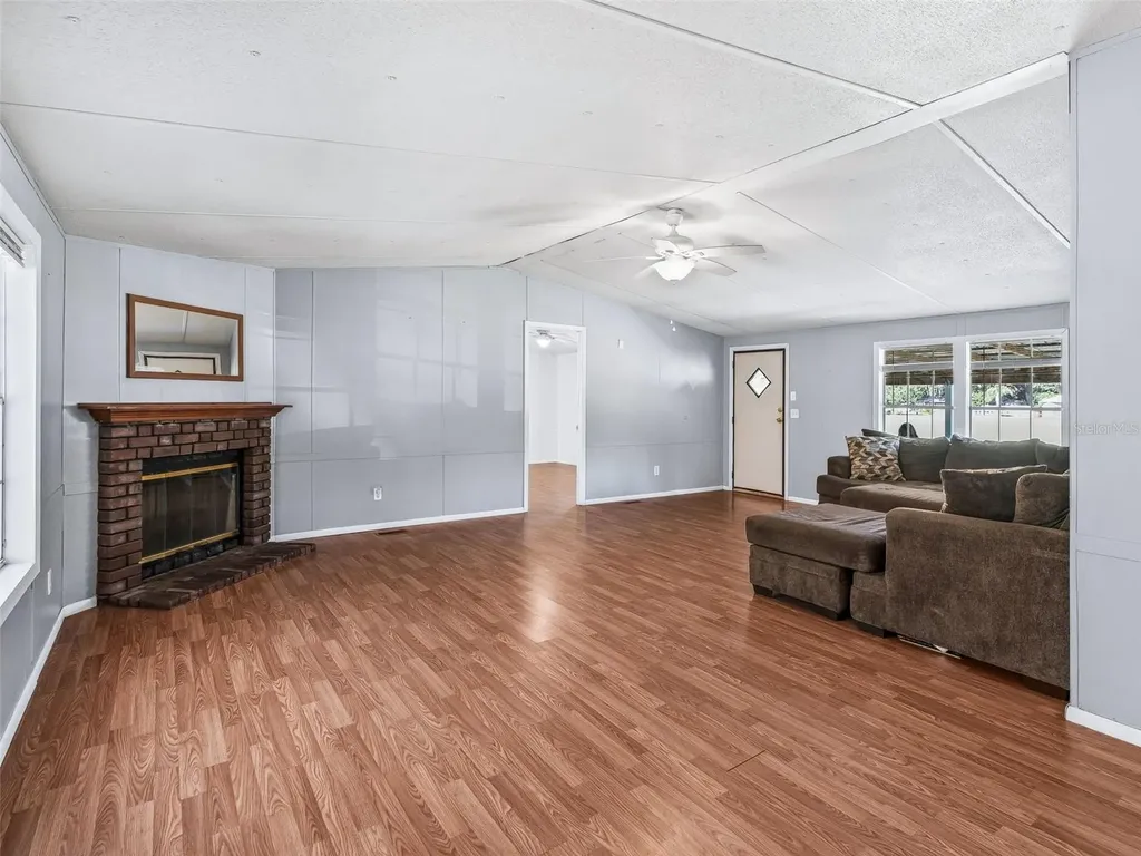 7363 Cr 763 Bushnell FL 33513