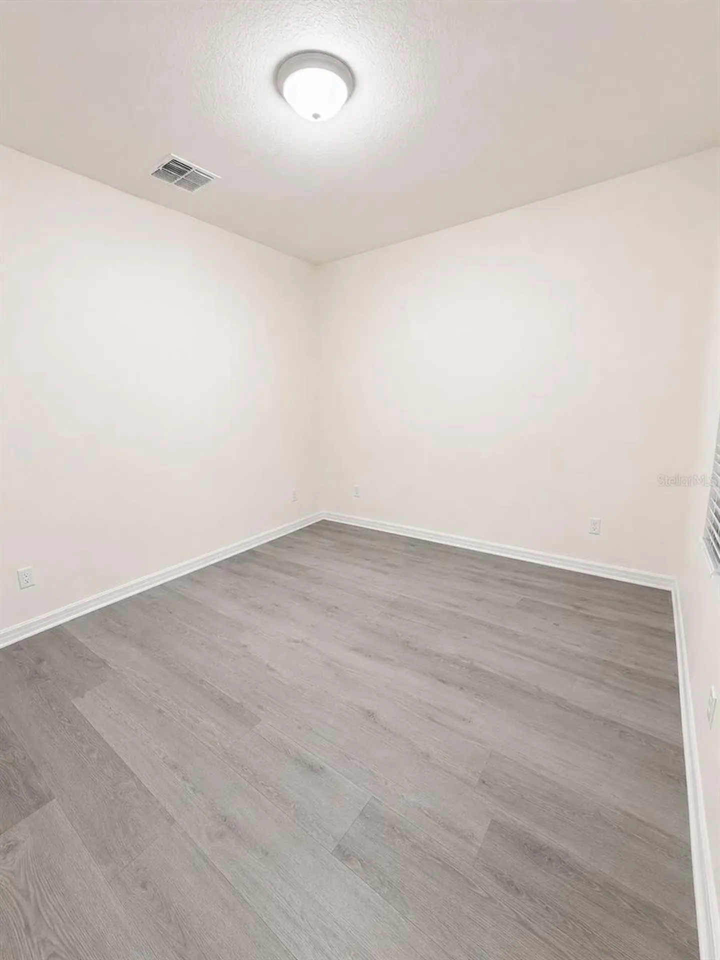 12061 Lidflower Street Orlando FL 32824