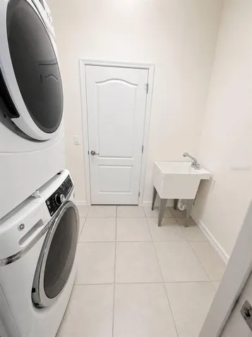 12061 Lidflower Street Orlando FL 32824