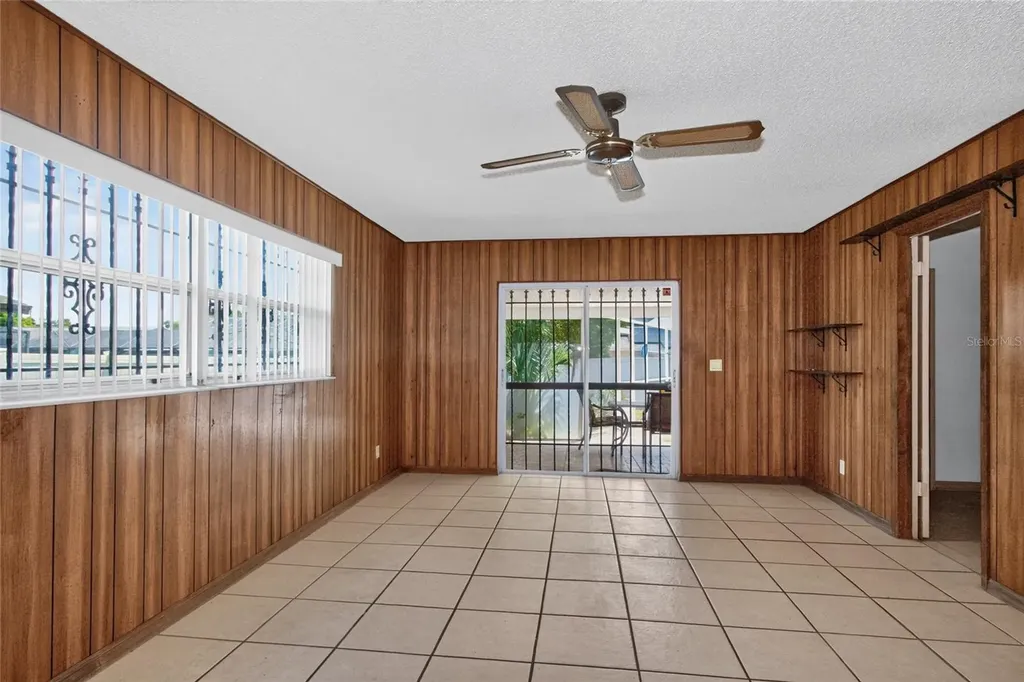 3101 Buttercup Street Seffner FL 33584